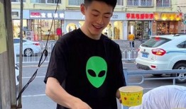 青島甜水面小哥爆料原視頻,揭秘網(wǎng)紅美食背后的故事