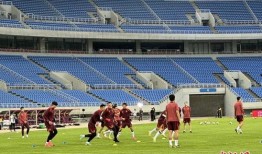 國足記者爆料新聞視頻播放,新聞視頻背后的精彩瞬間